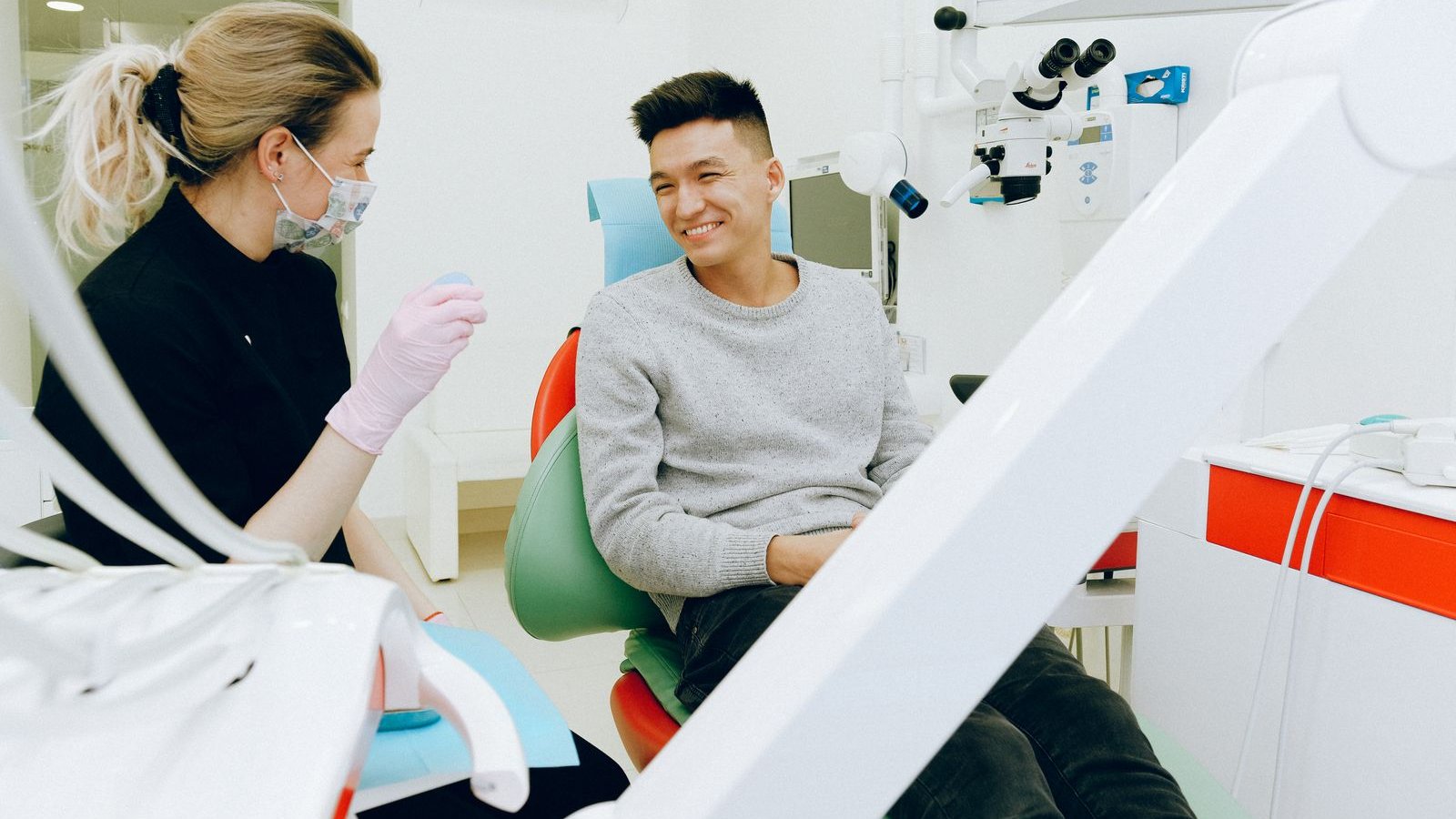 Professzionális konzultáció és modern esztétikai klinikai környezet